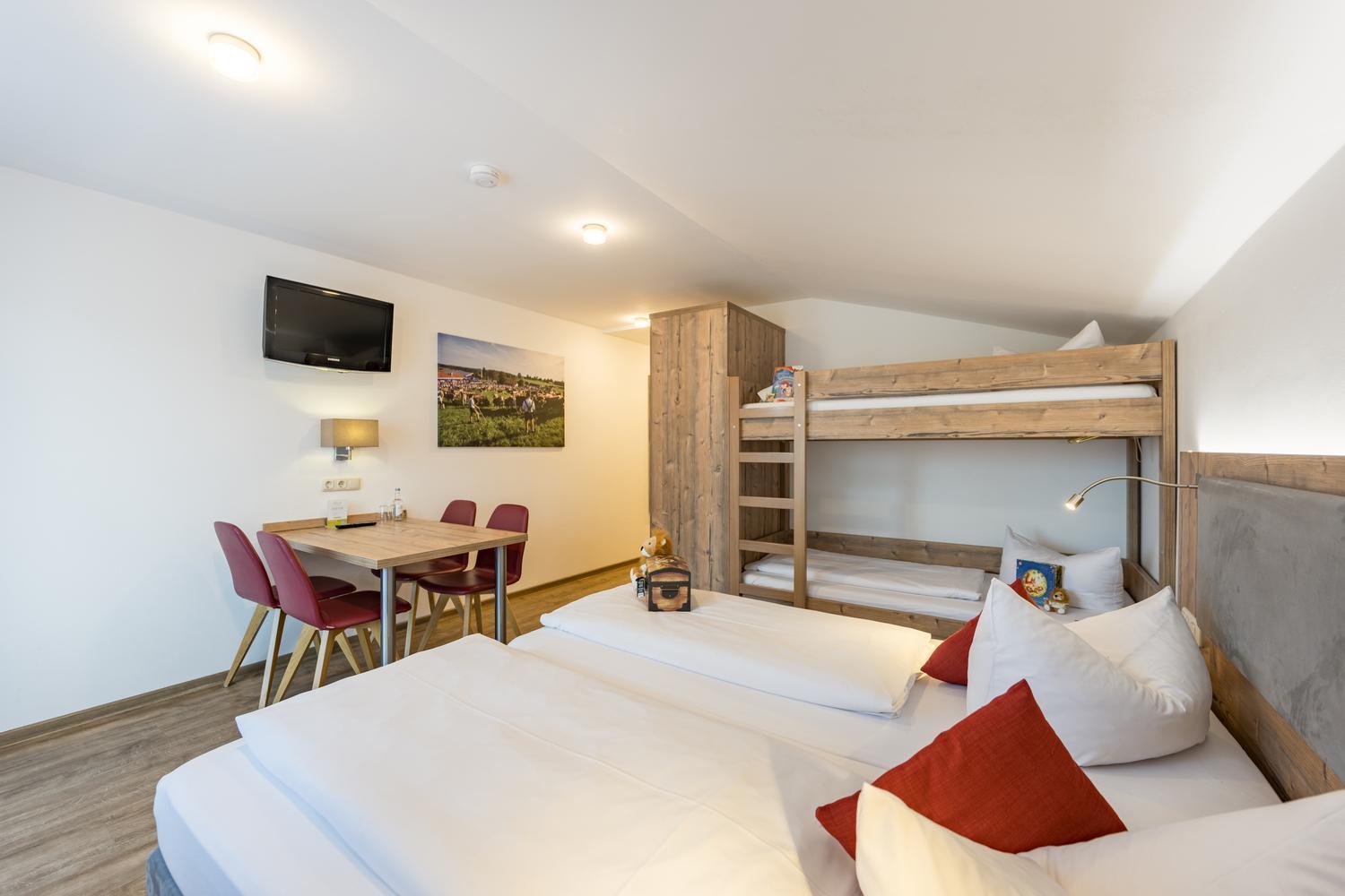 נסלוואנג Familienhotel Loewen מראה חיצוני תמונה