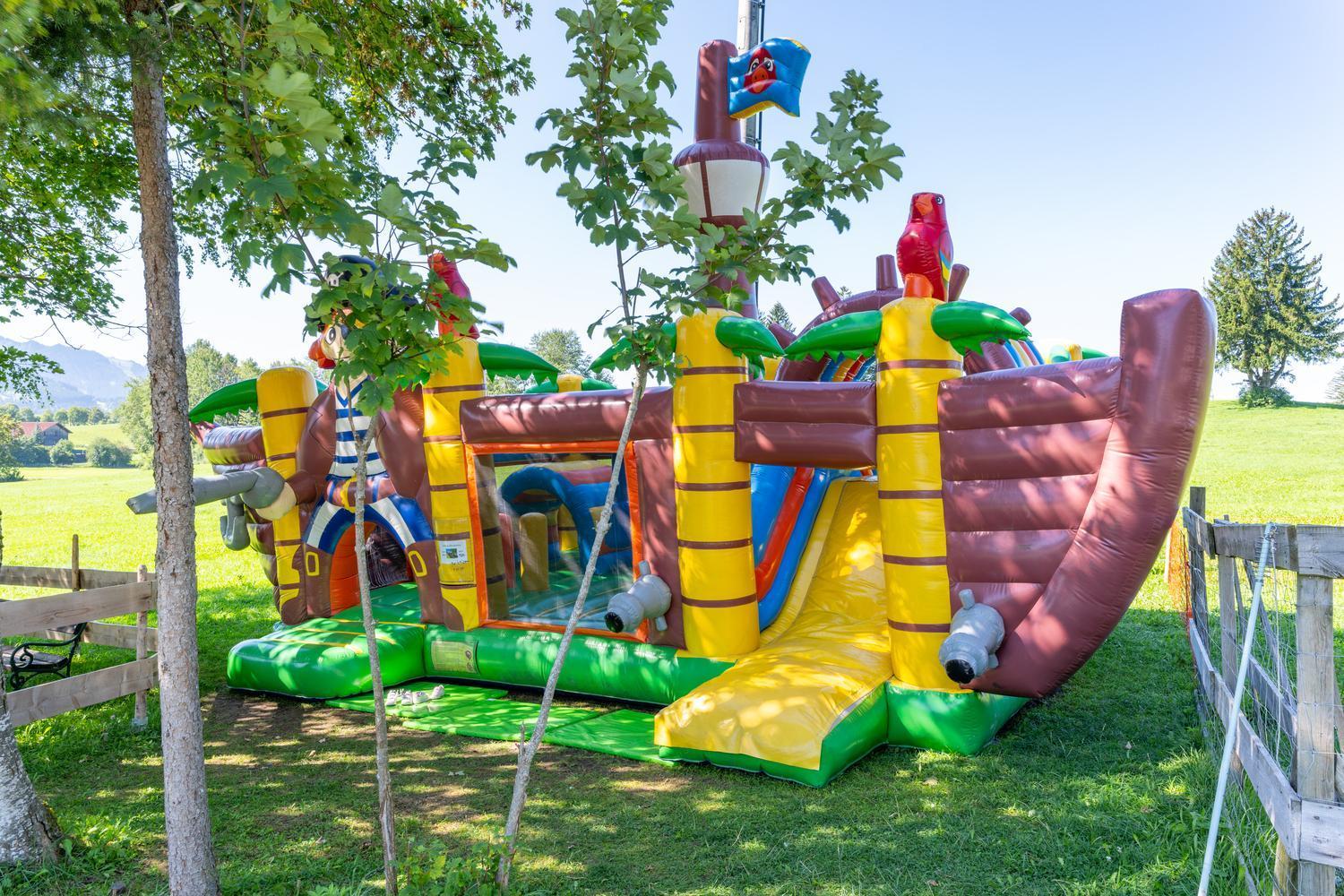 נסלוואנג Familienhotel Loewen מראה חיצוני תמונה